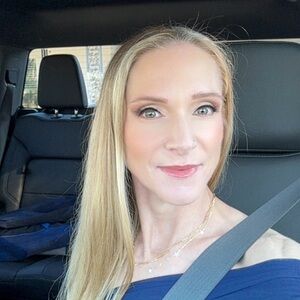 Meet your Posher, Megan